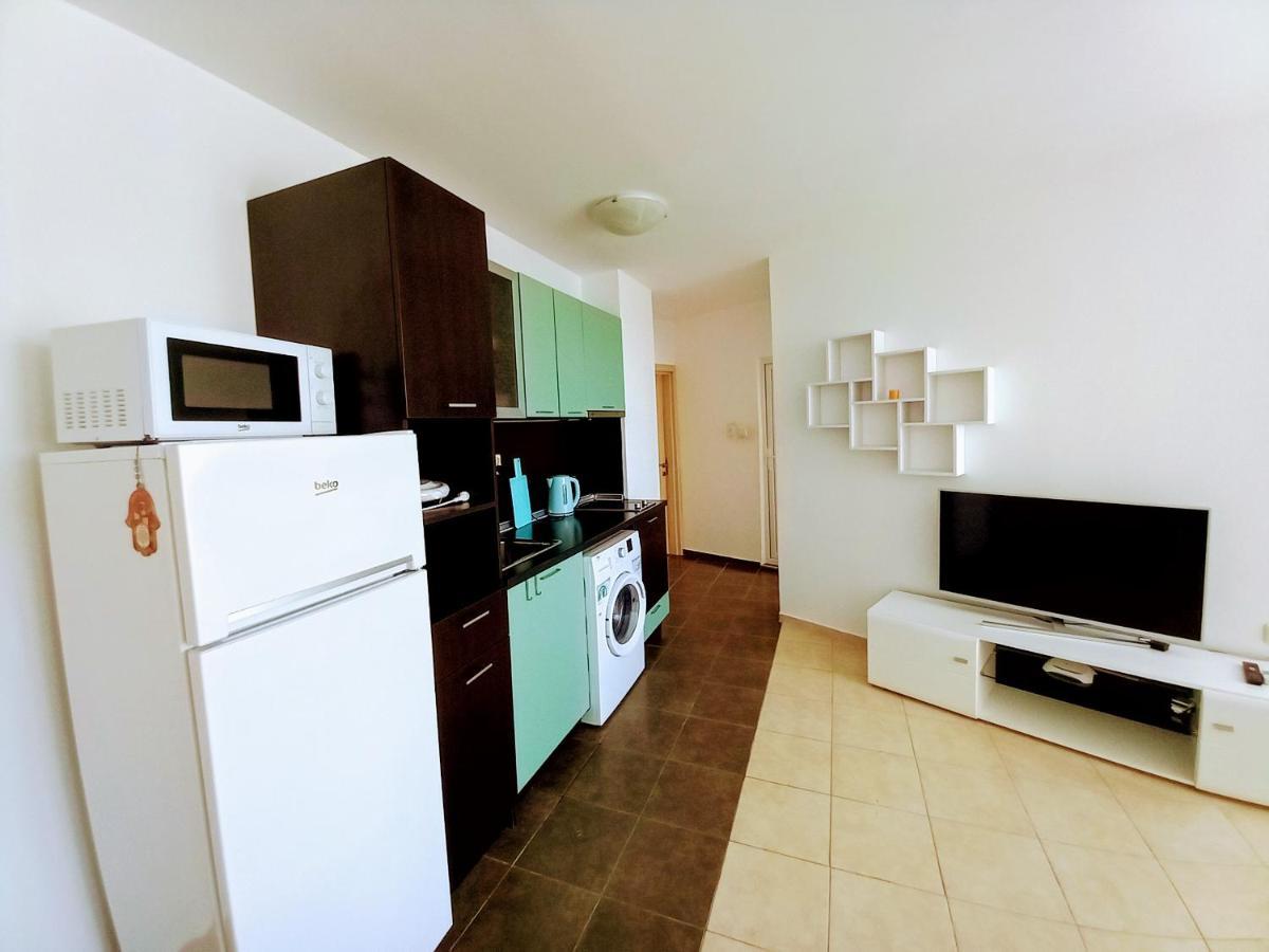 Green Dream 3 Rooms Apartment Butterfly Slantschew brjag Exterior foto