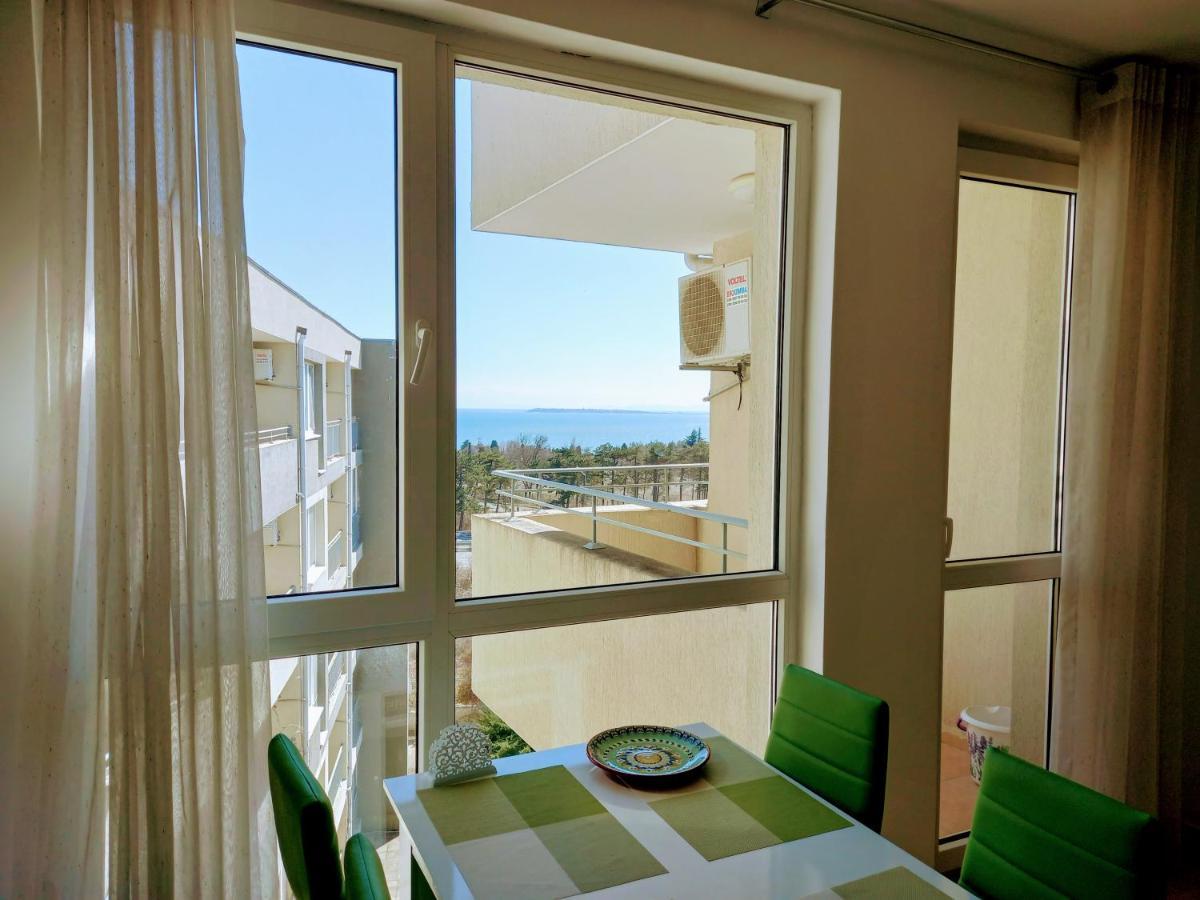 Green Dream 3 Rooms Apartment Butterfly Slantschew brjag Exterior foto