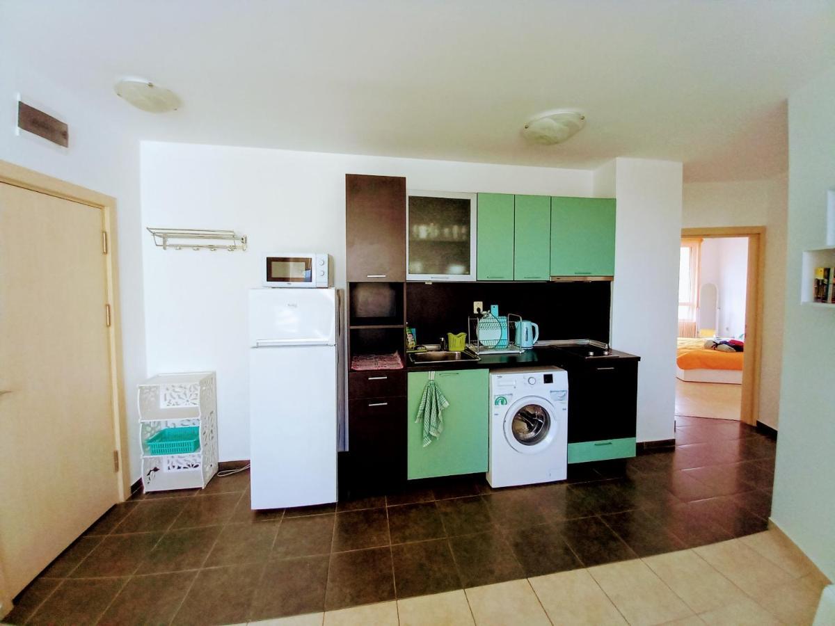 Green Dream 3 Rooms Apartment Butterfly Slantschew brjag Exterior foto