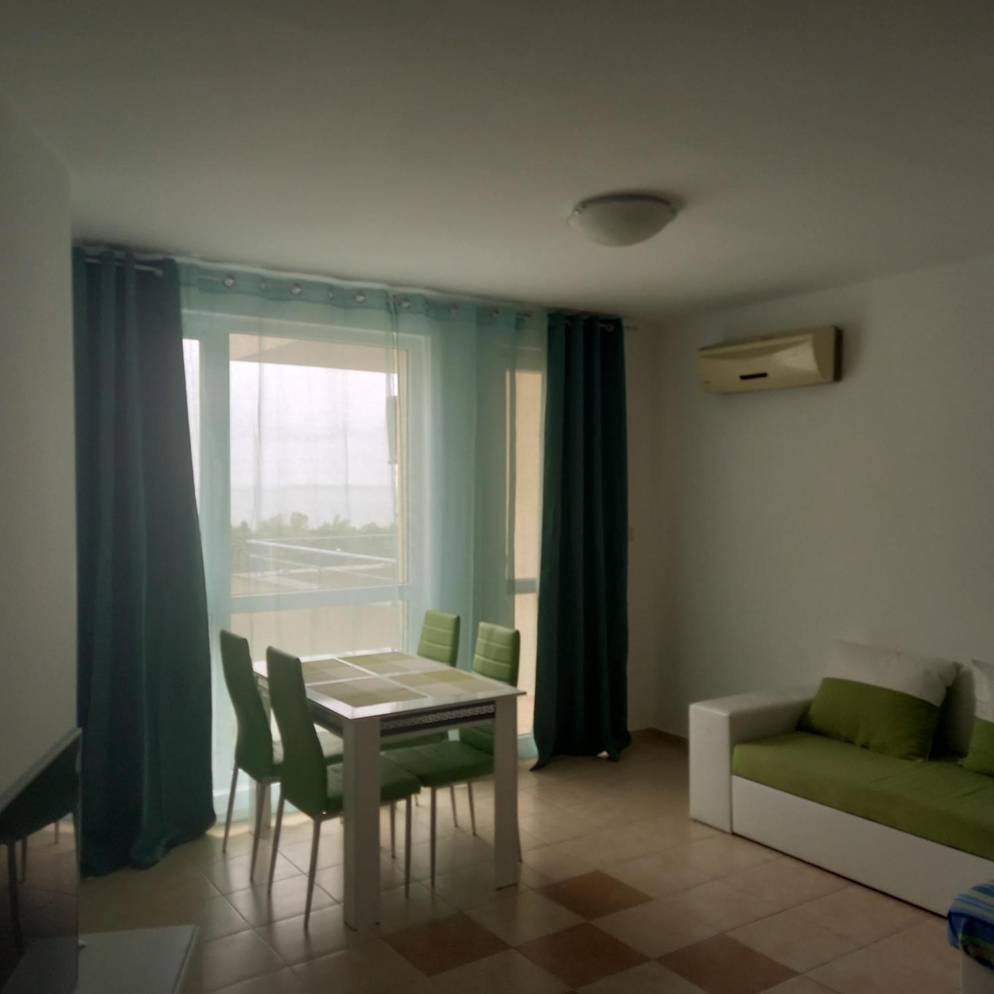 Green Dream 3 Rooms Apartment Butterfly Slantschew brjag Exterior foto