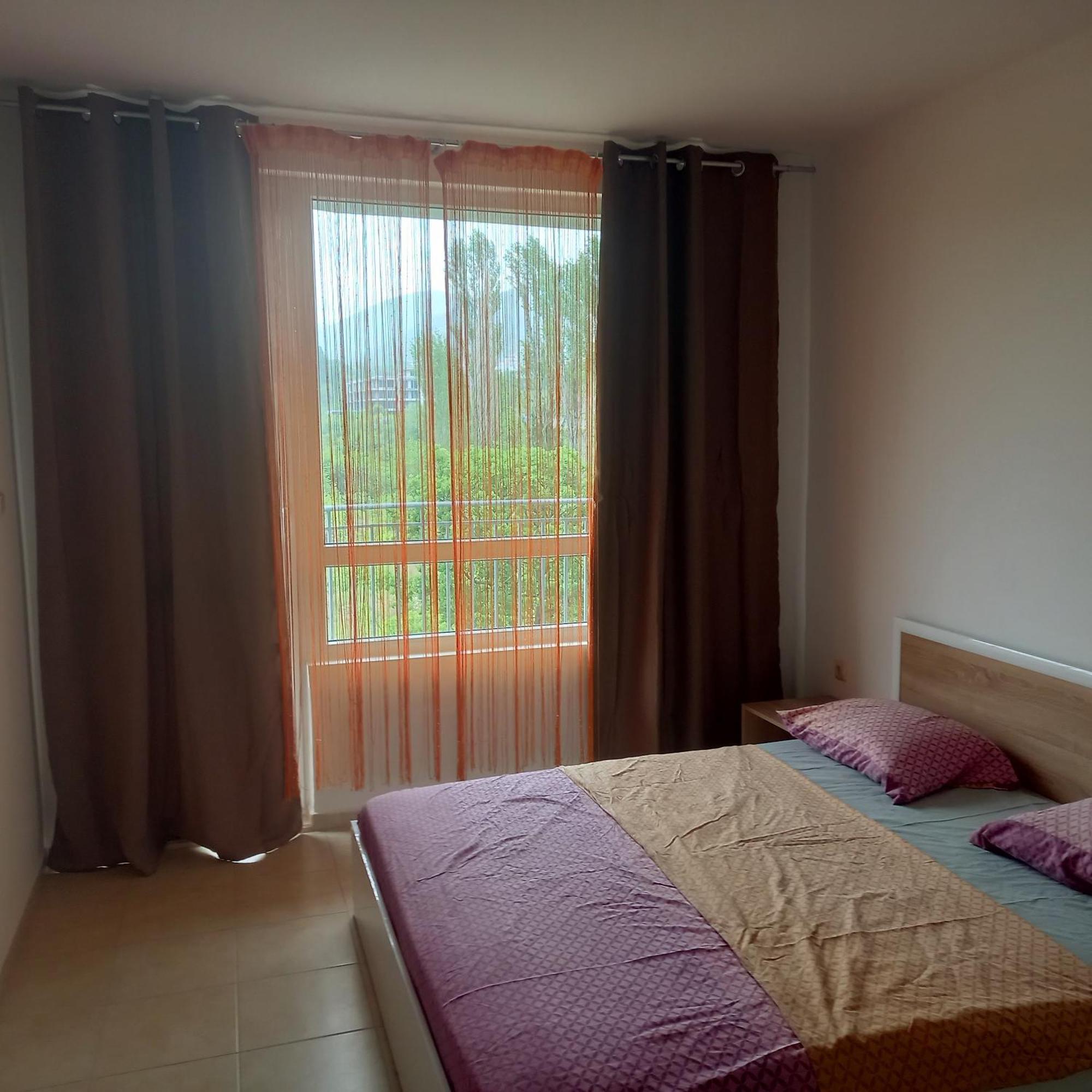 Green Dream 3 Rooms Apartment Butterfly Slantschew brjag Exterior foto